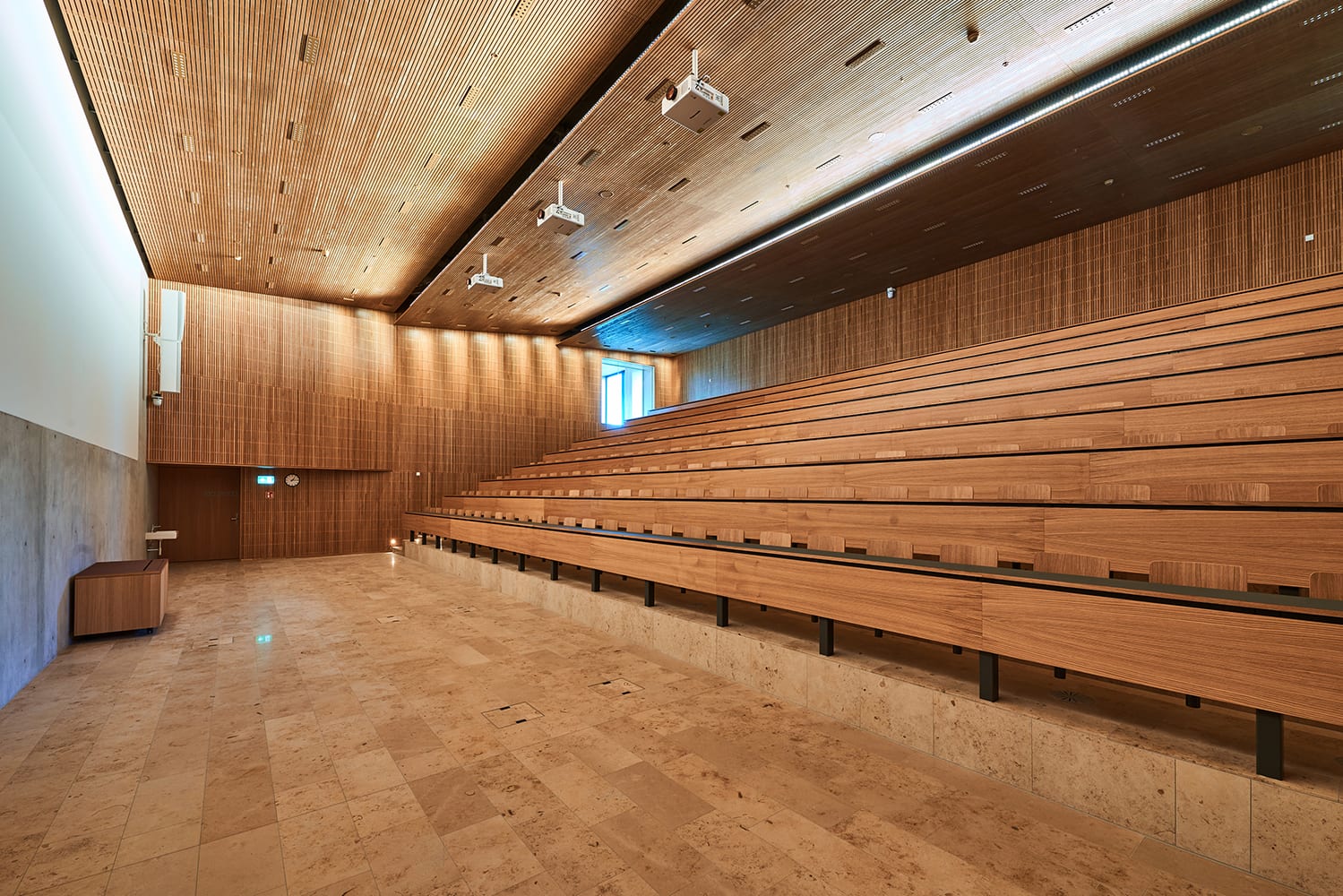 Der Hörsaal Audi max auf dem neuen Campus Zug-Rotkreuz.