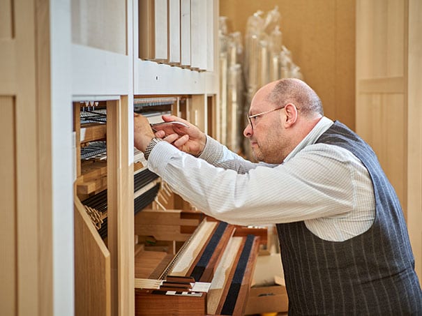 Mit Blick fürs Detail: Orgelbaumeister Simon Hebeisen.