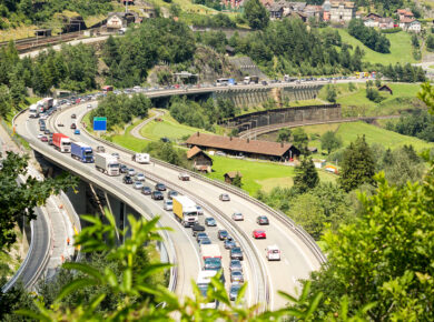Stau vor dem Gotthard
